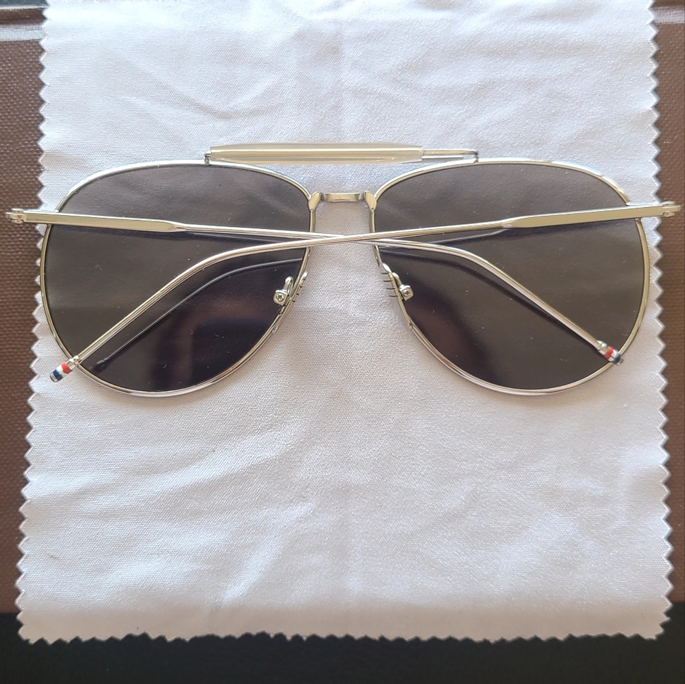 sunglasses - Picture 3 of 9